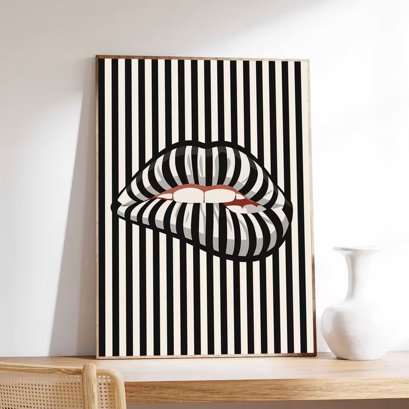 Interior Design Modern - Simple and Abstract Striped Lip-shaped Canvas